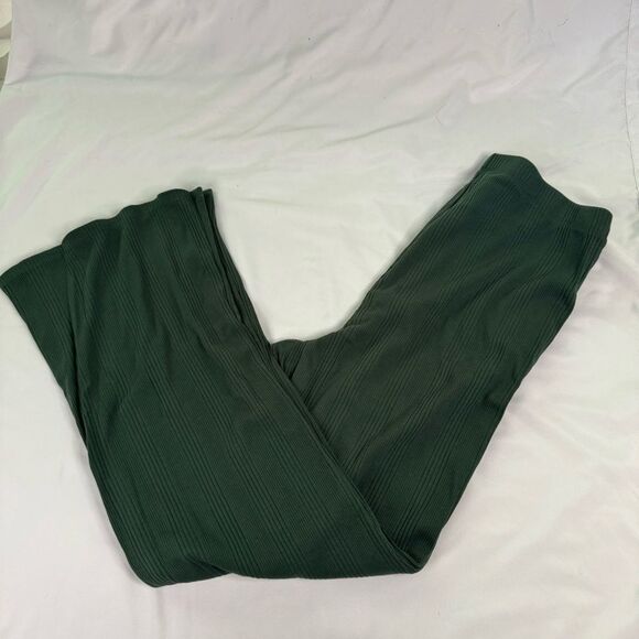 NWT Aerie Green Size L Flared High Waist Kick Flare Ribbed Pants Cropped Cotton - Picture 11 of 12
